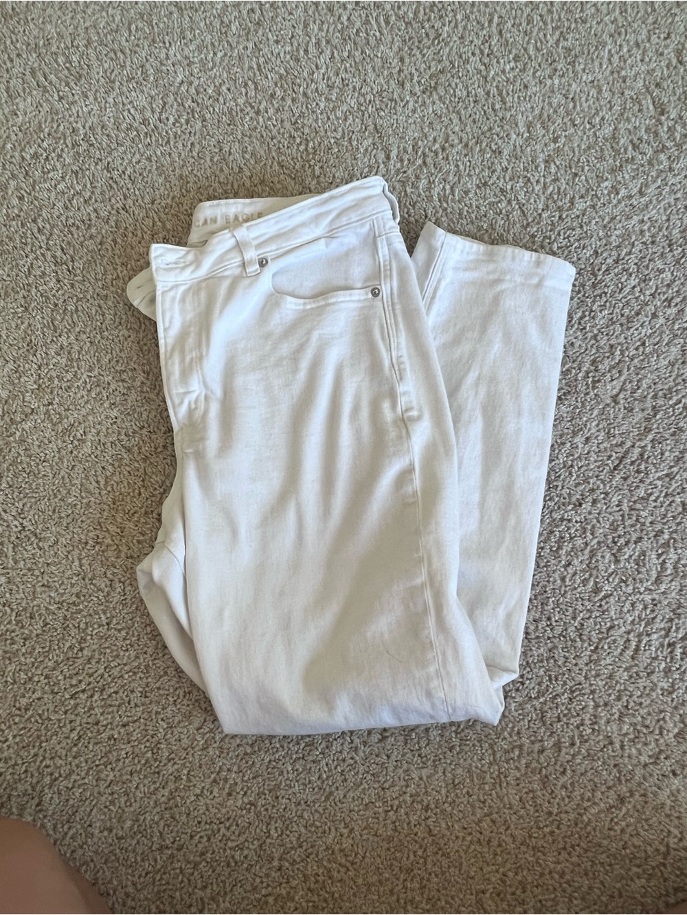 American Eagle Straight Leg Jeans in White Waist 6